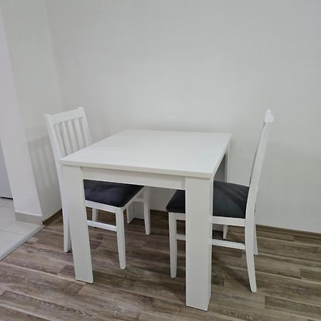 Apartman Tolosi Podgorica Exteriör bild