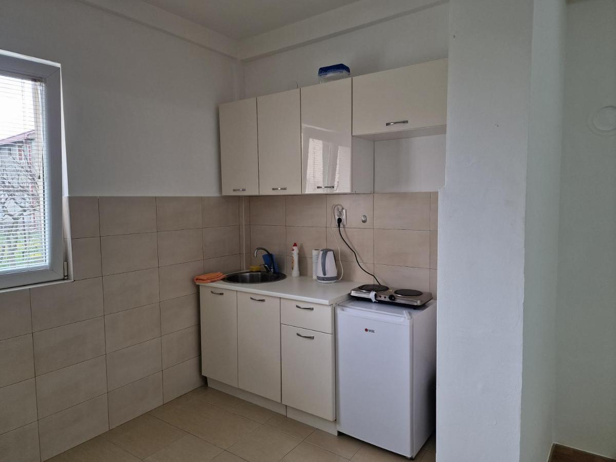 Apartman Tolosi Podgorica Exteriör bild